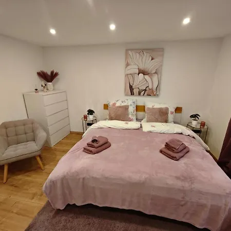 New 3 Apartment *